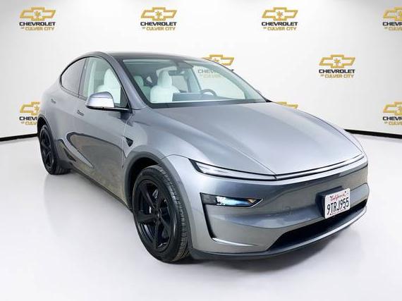 TESLA MODEL Y 2026 7SAYGDEE9TF366459 image